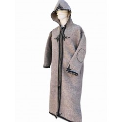 Langer Mantel mit Kachabia-Kapuze
